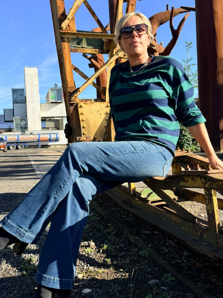 High Waist Flared Jeans