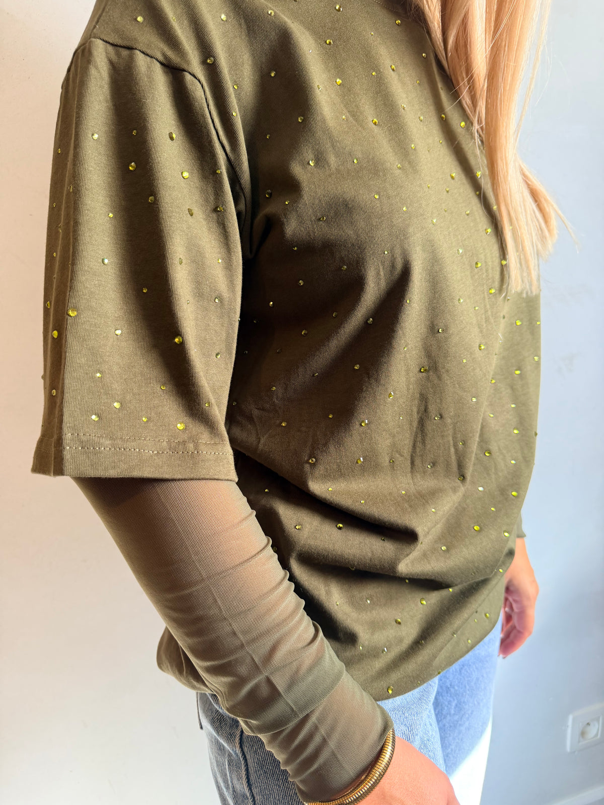 Oversized T-shirt with rhinestones