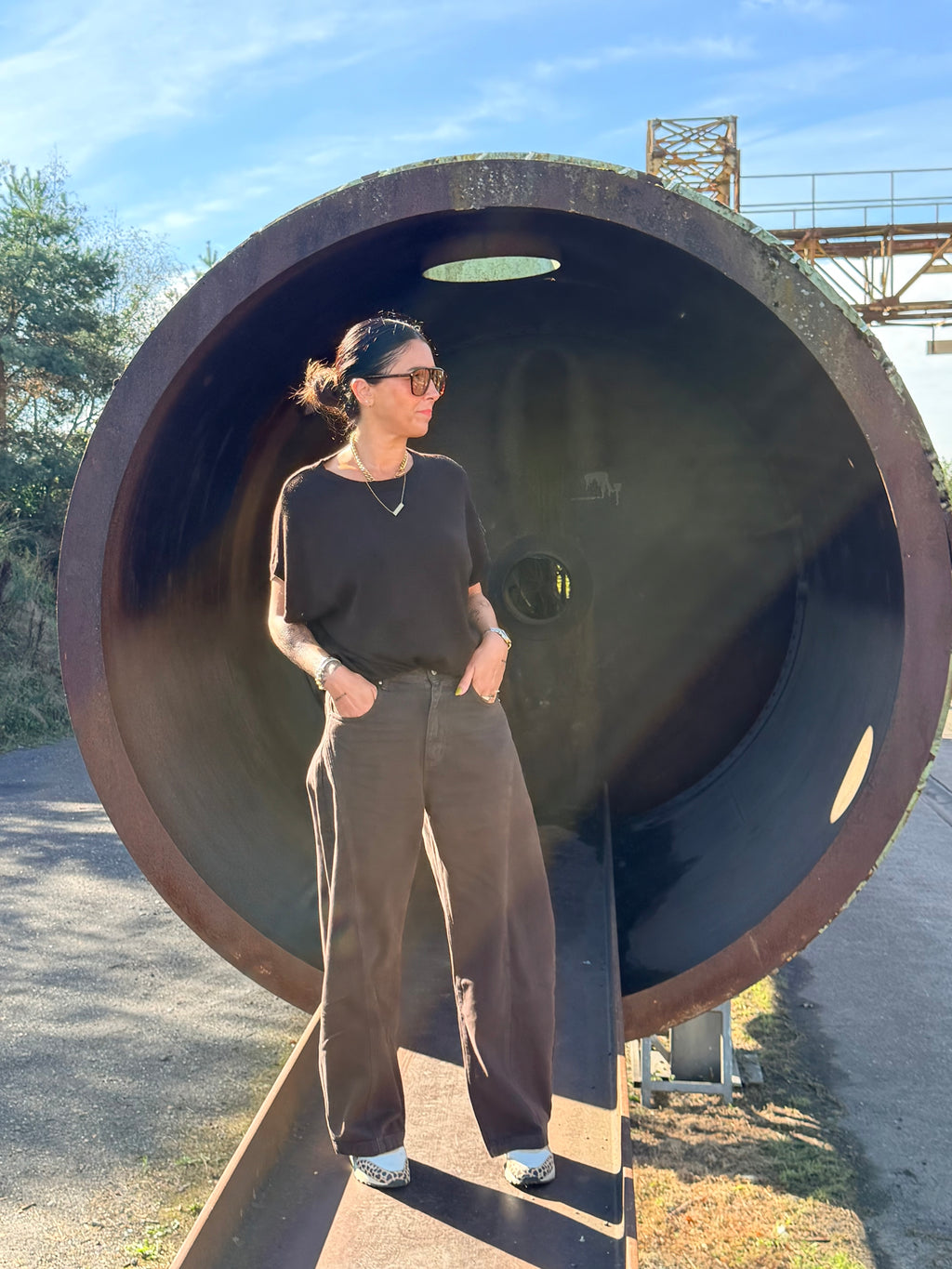 Dark Brown Wide-Leg Jeans