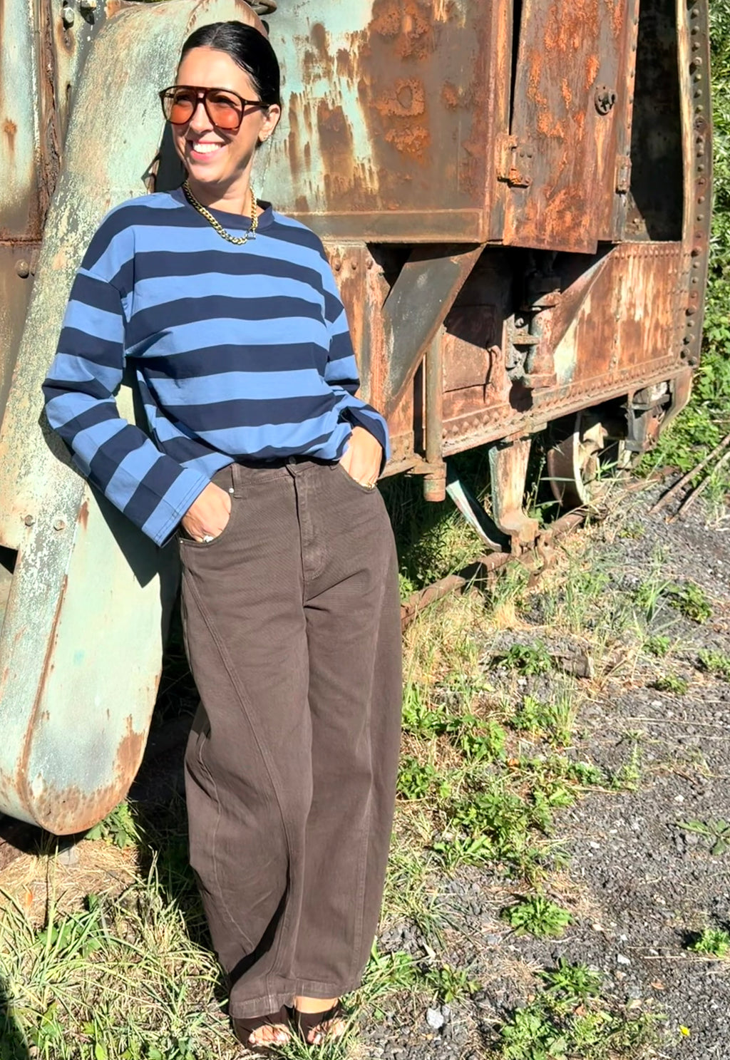 Dark Brown Wide-Leg Jeans