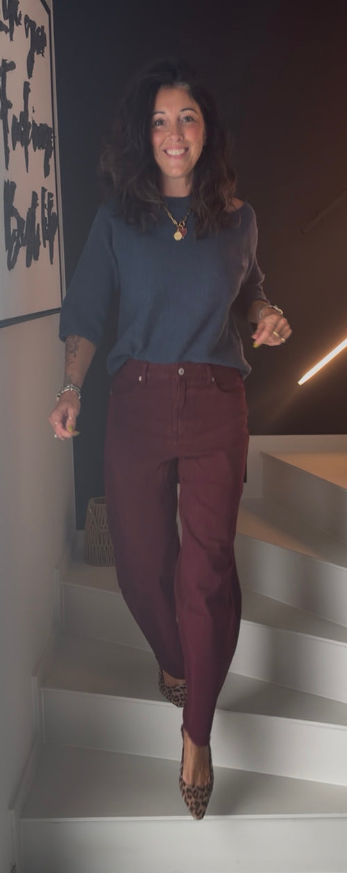 Bordeaux Barrel Fit Jeans